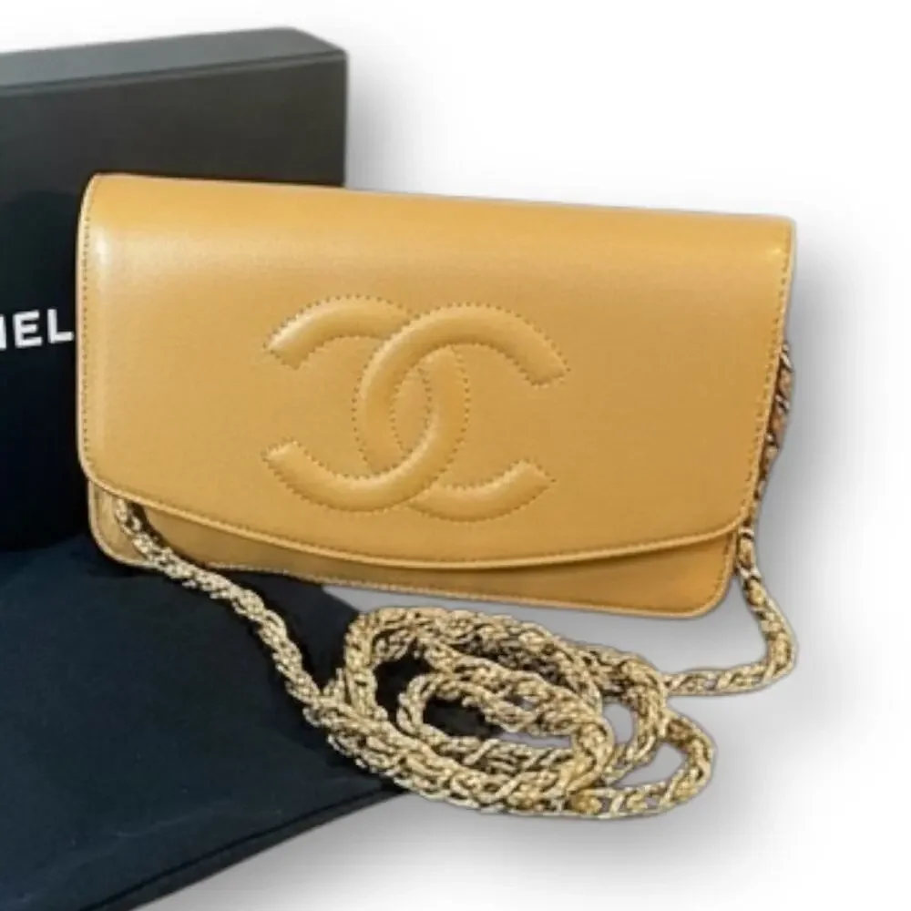 CHANEL AUTH Tan Leather Cavier Shoulder or Crossbody Bag with Gold Chain